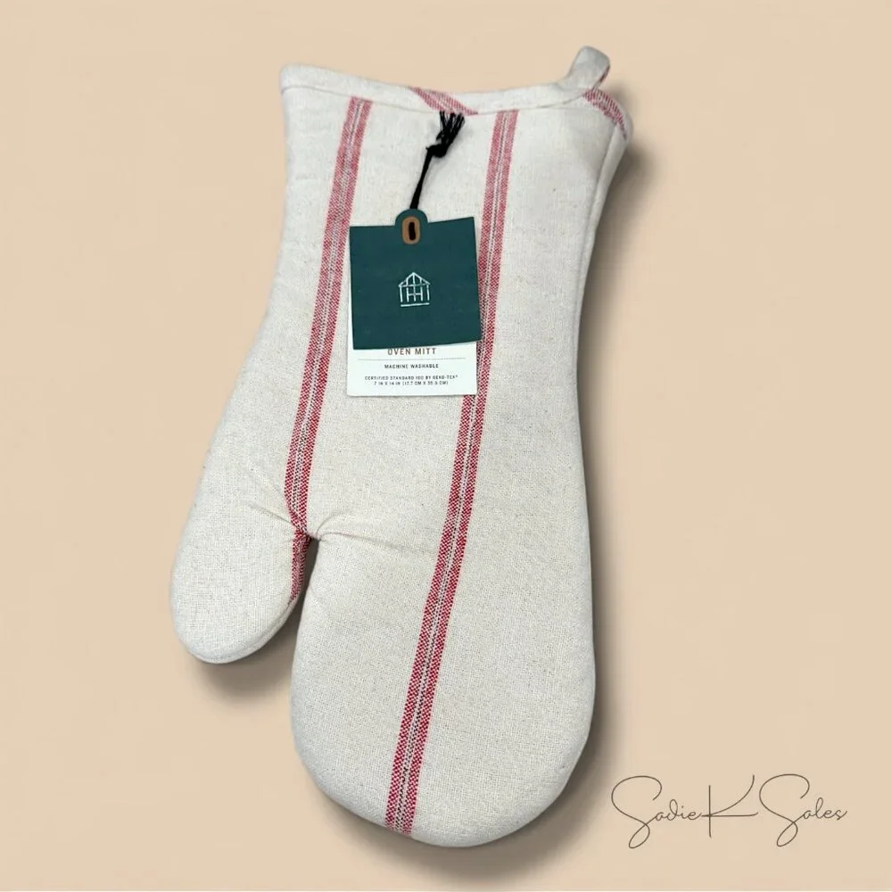 Stripe Oven Mitt Natural/Red - Hearth & Hand Magnolia,‎ Target Christmas 2023